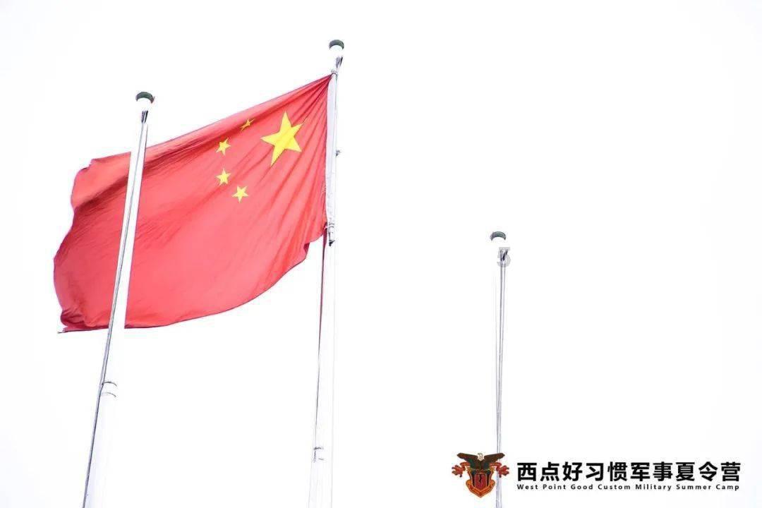孙俪爸爸近照曝光，满头白发瘦骨嶙峋